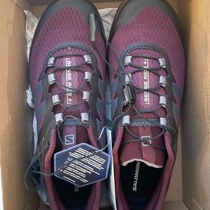 WOMENS SALOMON SENSE RIDE 4...BRAND NEW WITH ORIGINAL TAGS...WOMENS SIZE 7.5